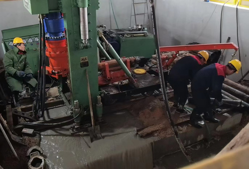 天井鉆機(jī)井下作業(yè)應(yīng)注意什么？